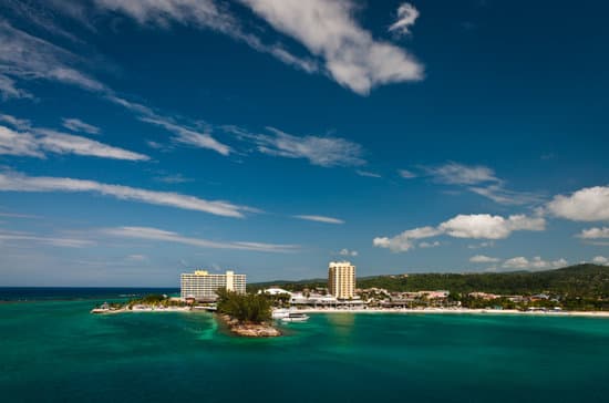 Jamaica hotels with casinos