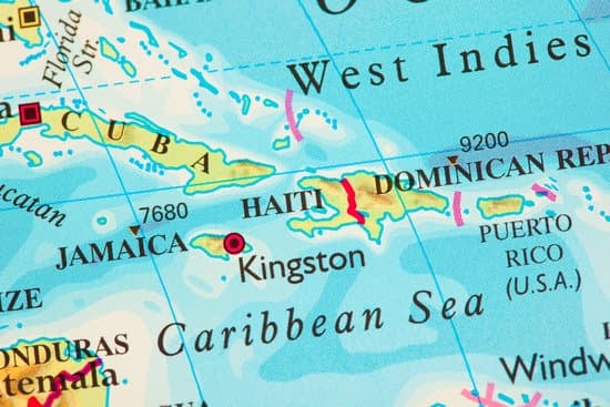 How Long Does it Take to Fly from Dallas Fort Worth to Jamaica?