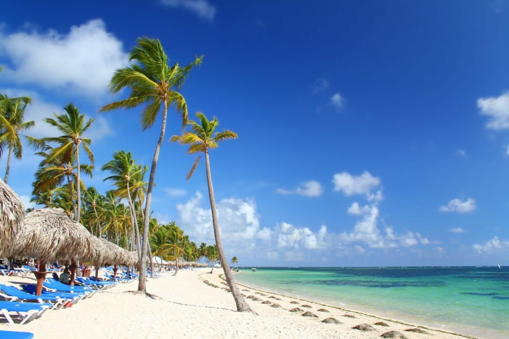 seven-mile-beach-negril-jamaica-shutterstock_23441818-1024x683
